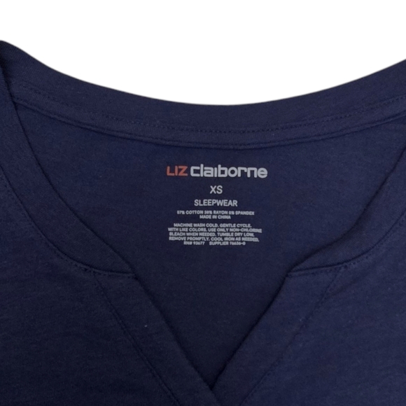 NWT Pajama Set Liz Claiborne XS Short Sleeve Tee Capris Pants Navy Blue Floral - Picture 4 of 12